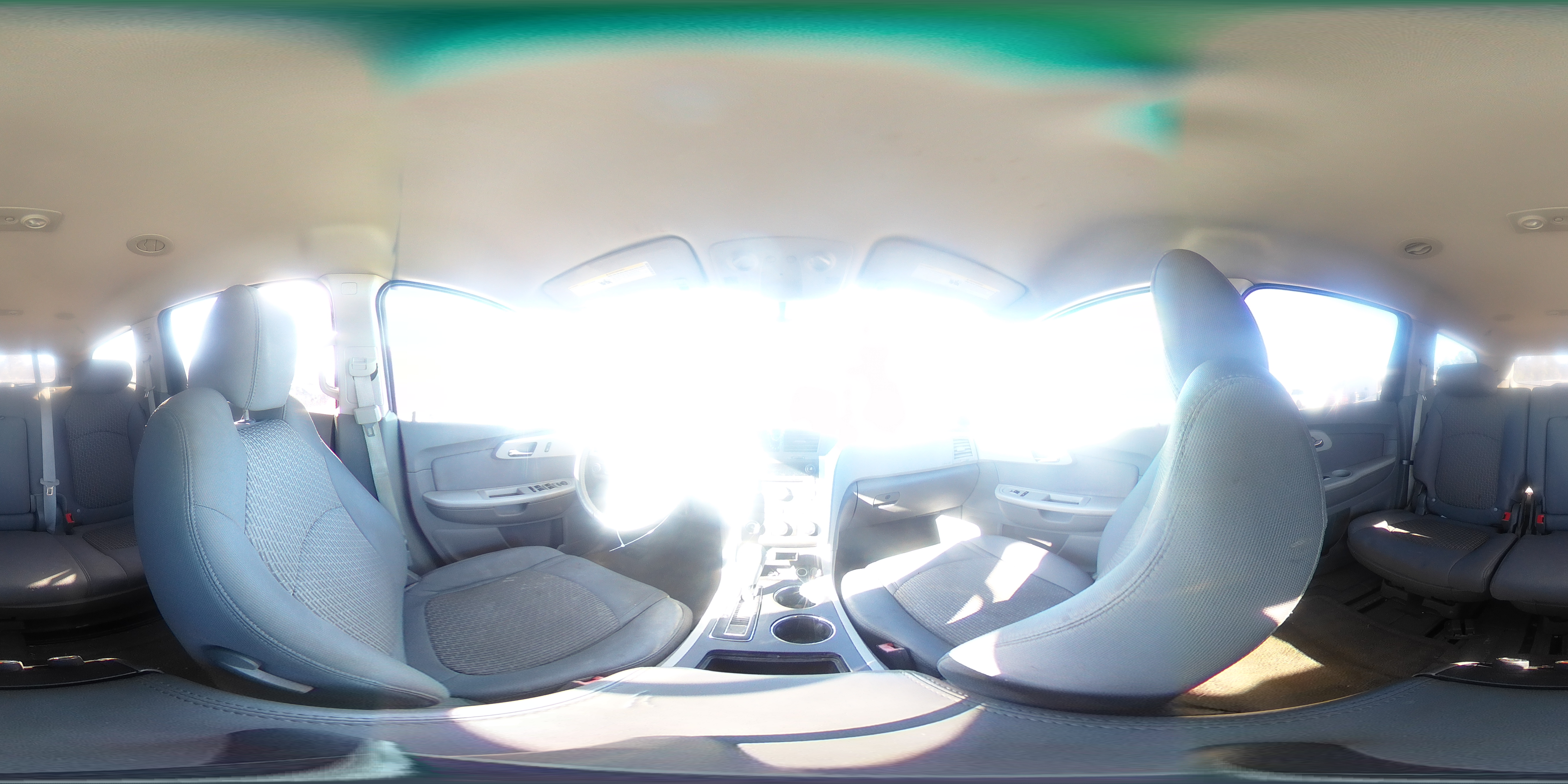 2011 Chevrolet Traverse - Image 13