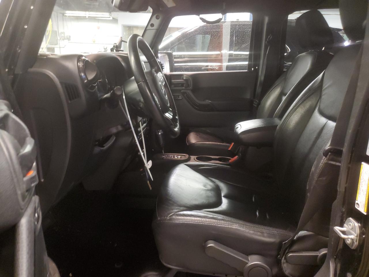 2017 Jeep Wrangler Unlimited Sahara VIN: 1C4BJWEG2HL646651 Lot: 87596825