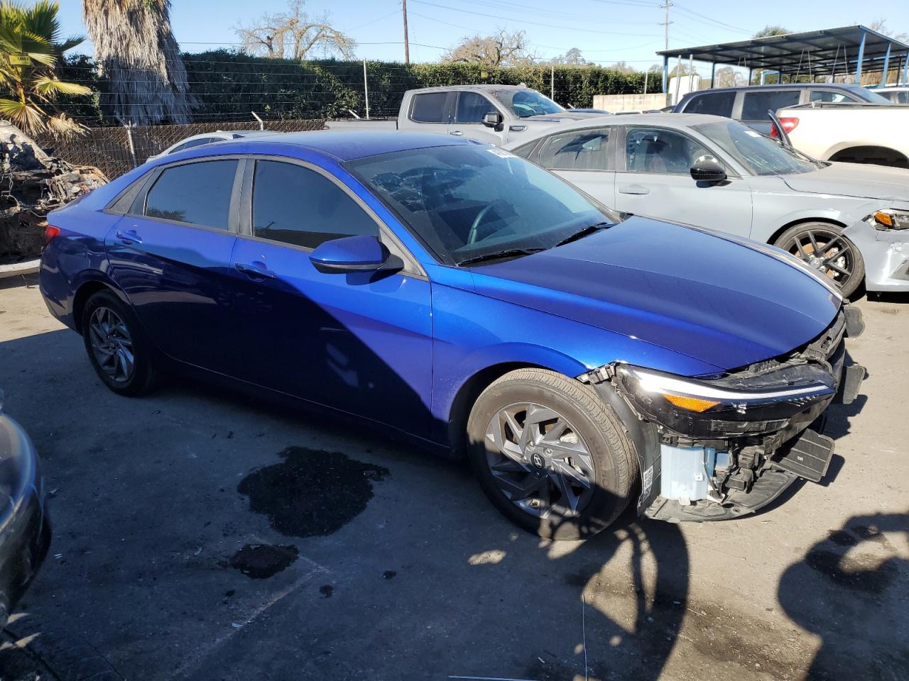 2024 Hyundai Elantra - Image 4