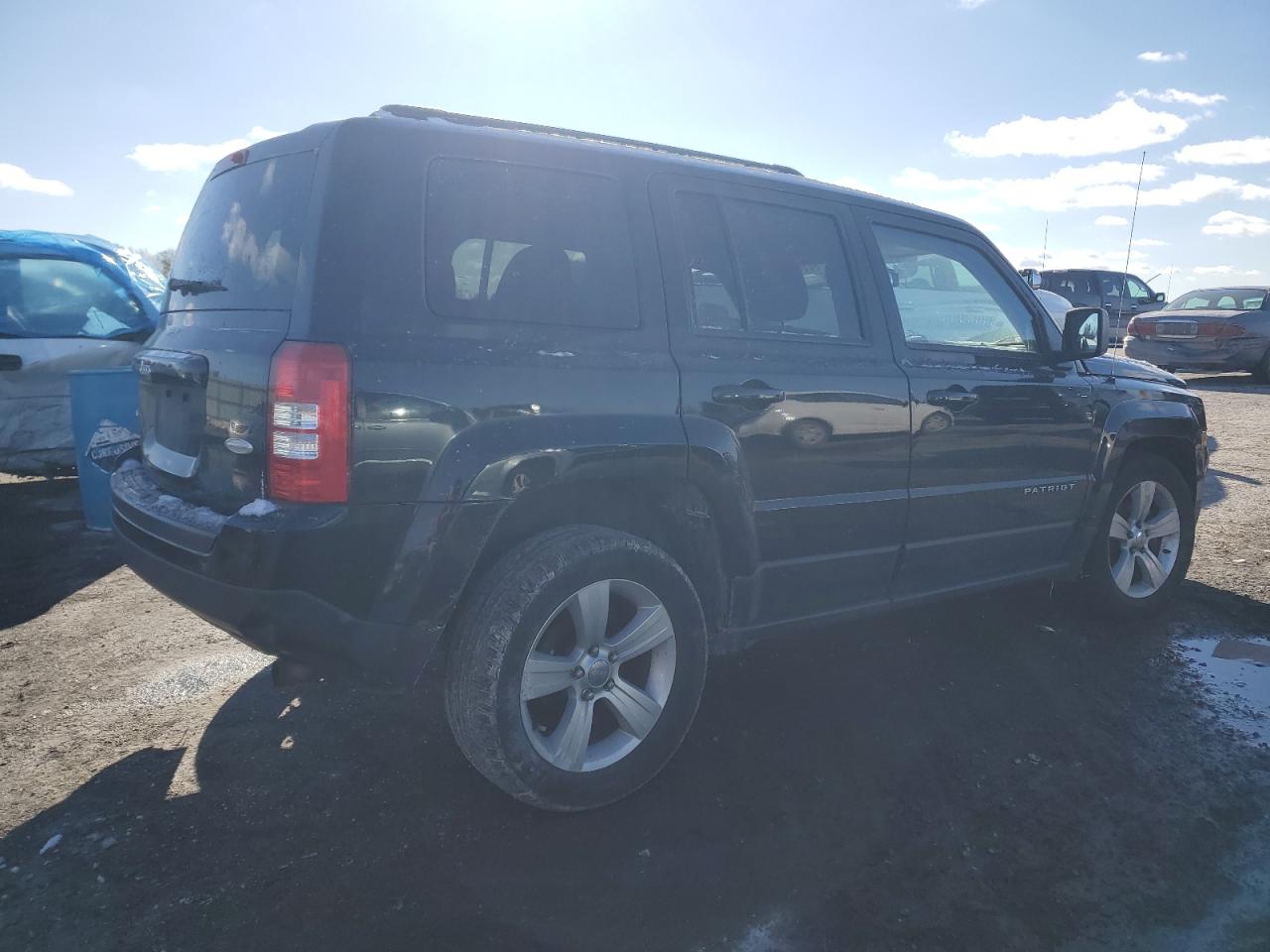 VIN 1C4NJRFB7GD639785 2016 JEEP PATRIOT no.3