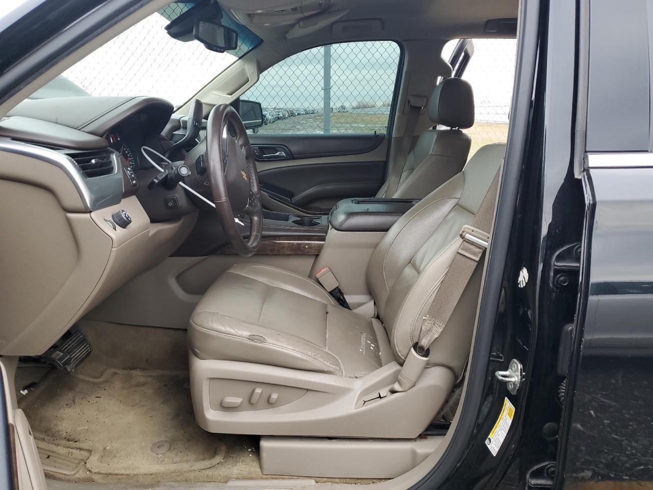 2016 Chevrolet Tahoe - Image 7