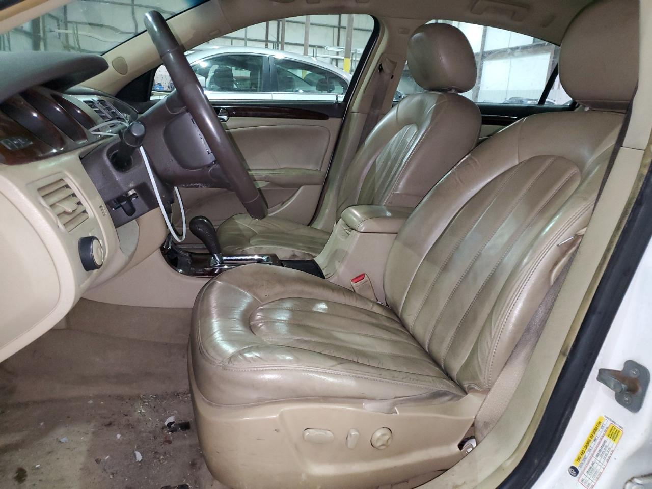 2011 Buick Lucerne - Image 7