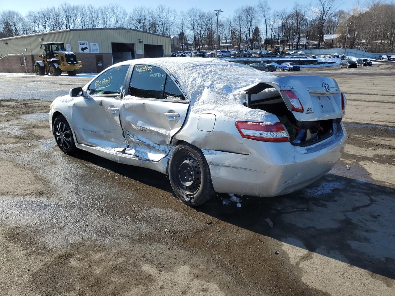 2011 Toyota Camry - Image 2