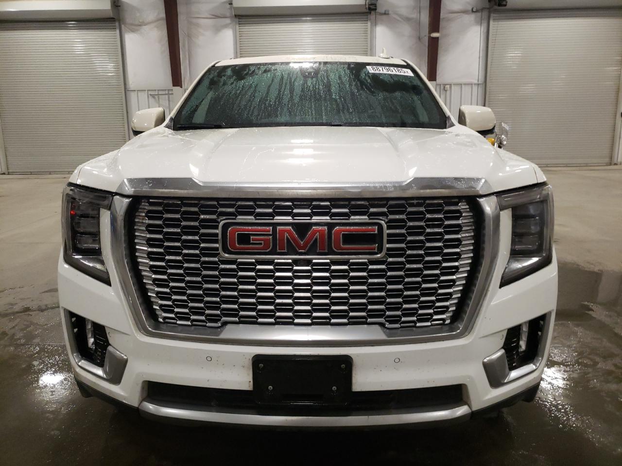 2021 GMC Yukon - Image 5