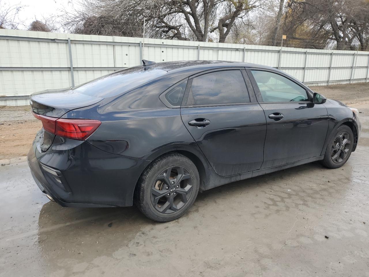 2019 Kia Forte - Image 3