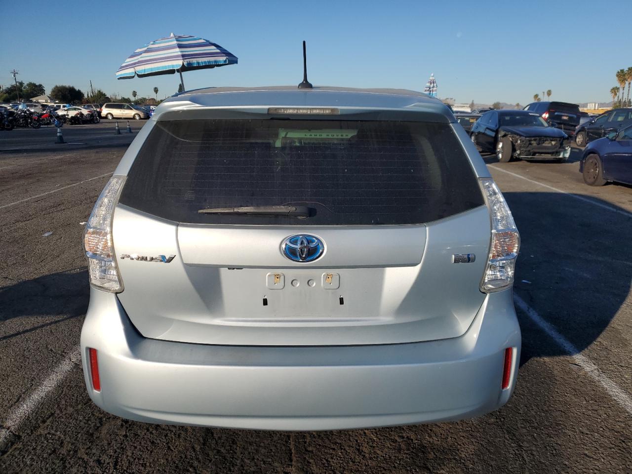 2012 Toyota Prius - Image 6