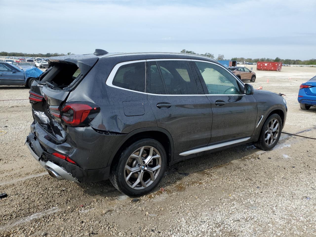 2024 BMW X3 - Image 3