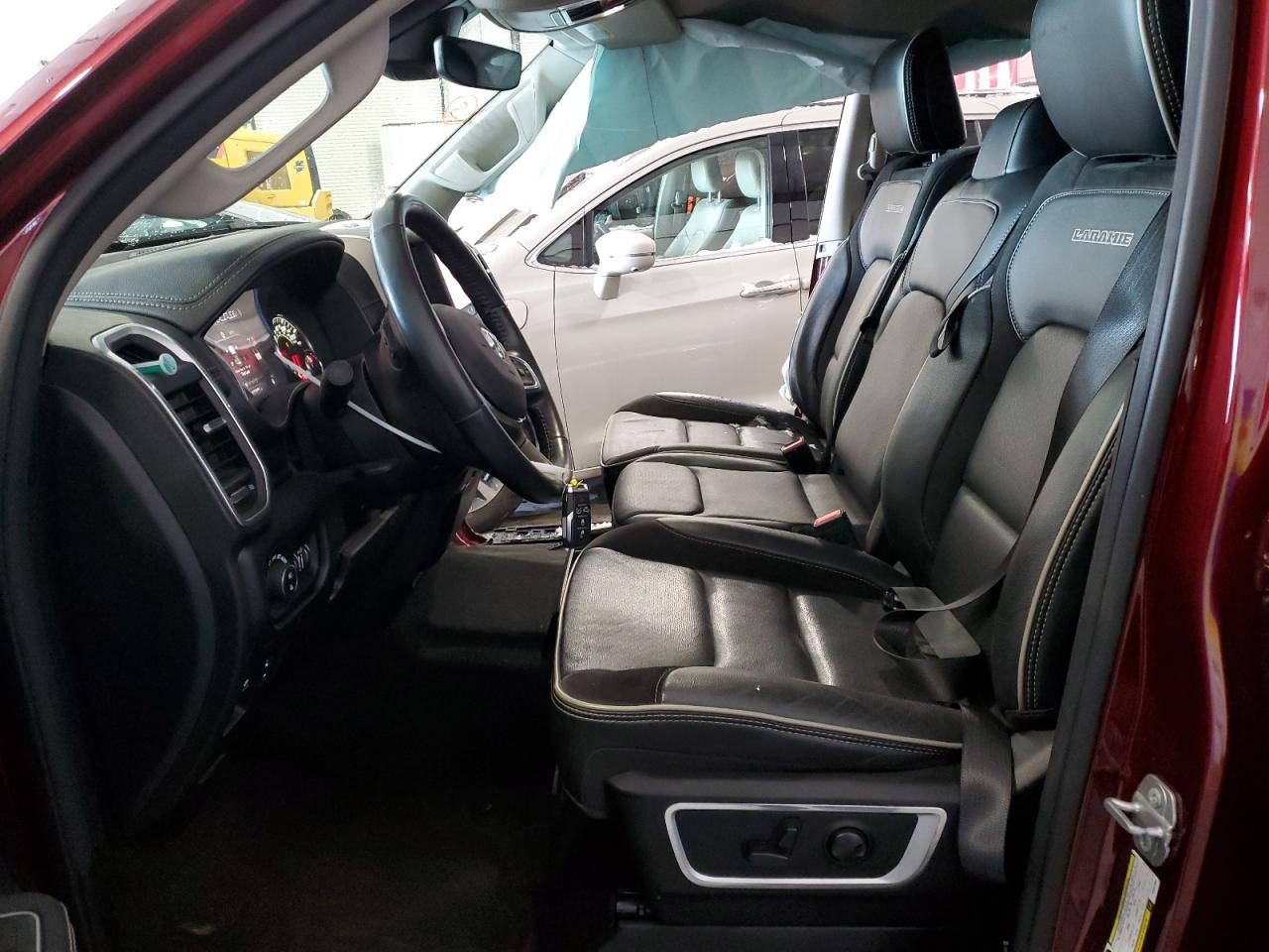 2022 RAM 1500 - Image 7