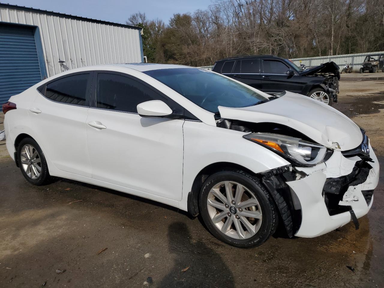 2015 Hyundai Elantra - Image 4