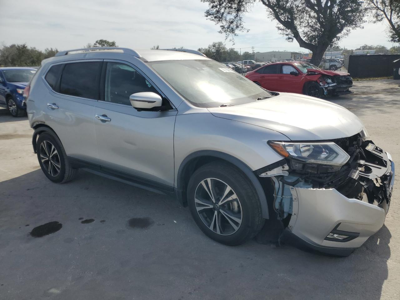 2019 Nissan Rogue - Image 4