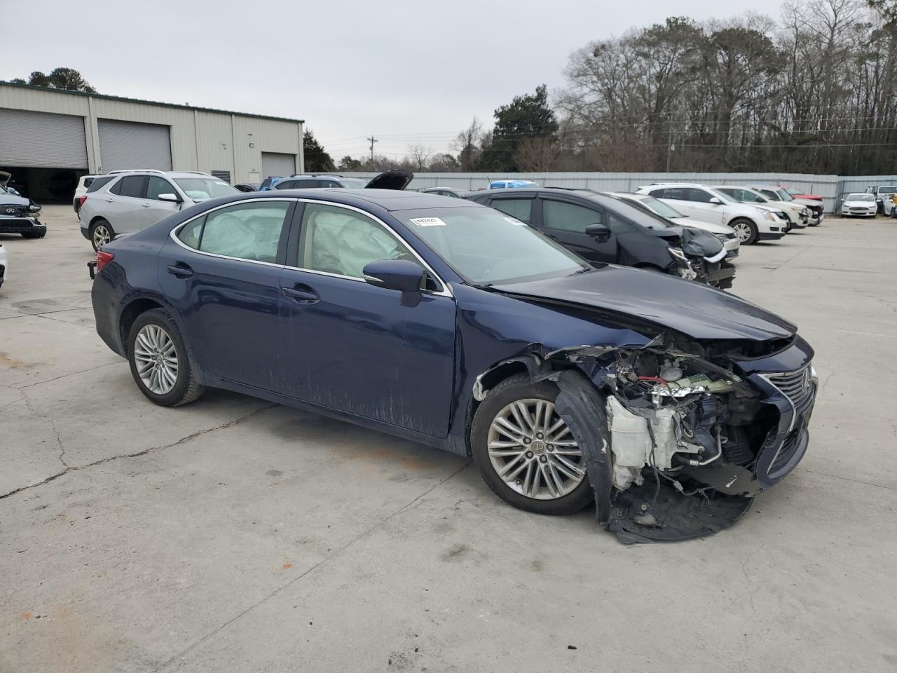 2013 Lexus ES - Image 4