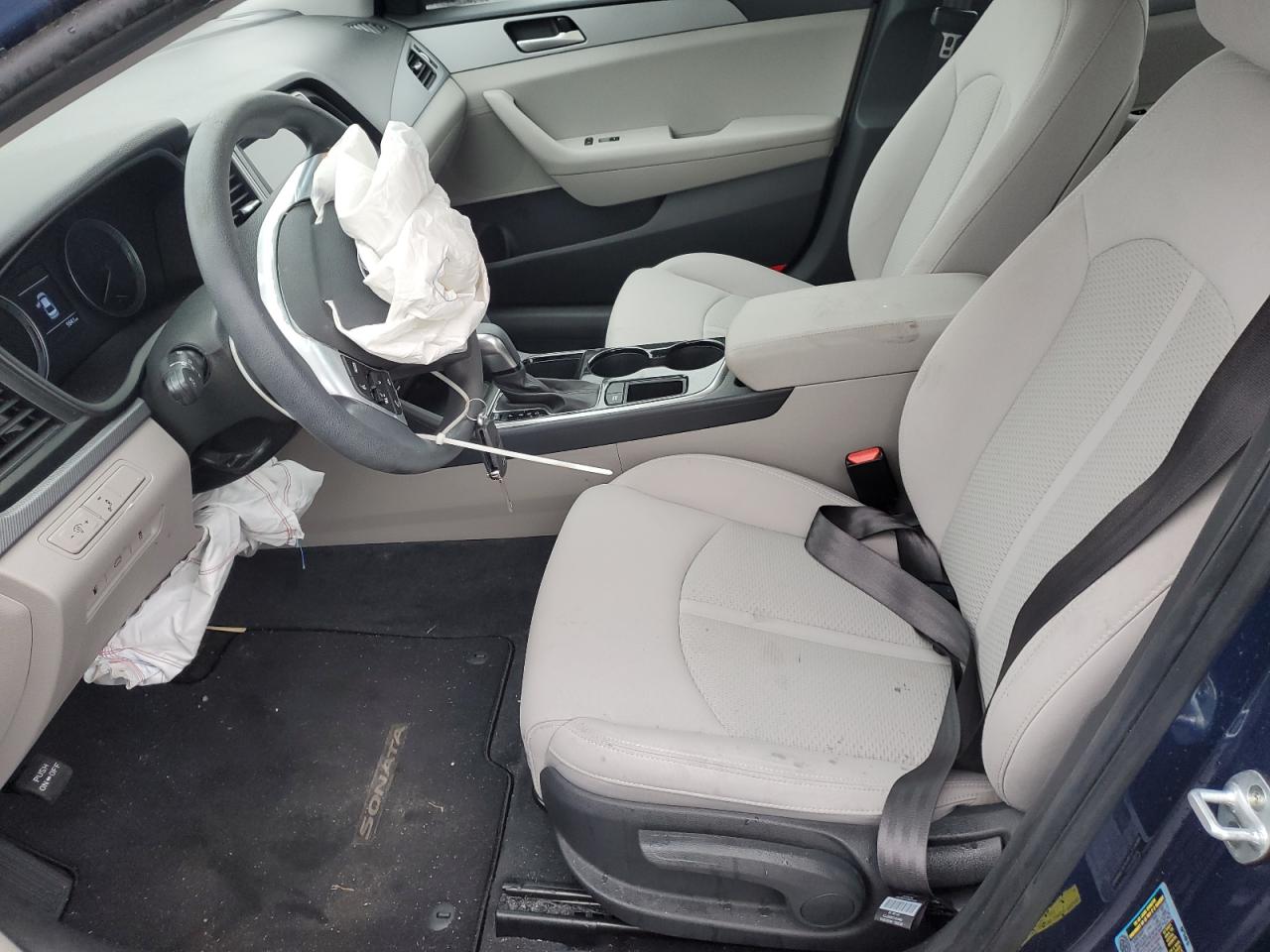 2019 Hyundai Sonata - Image 7