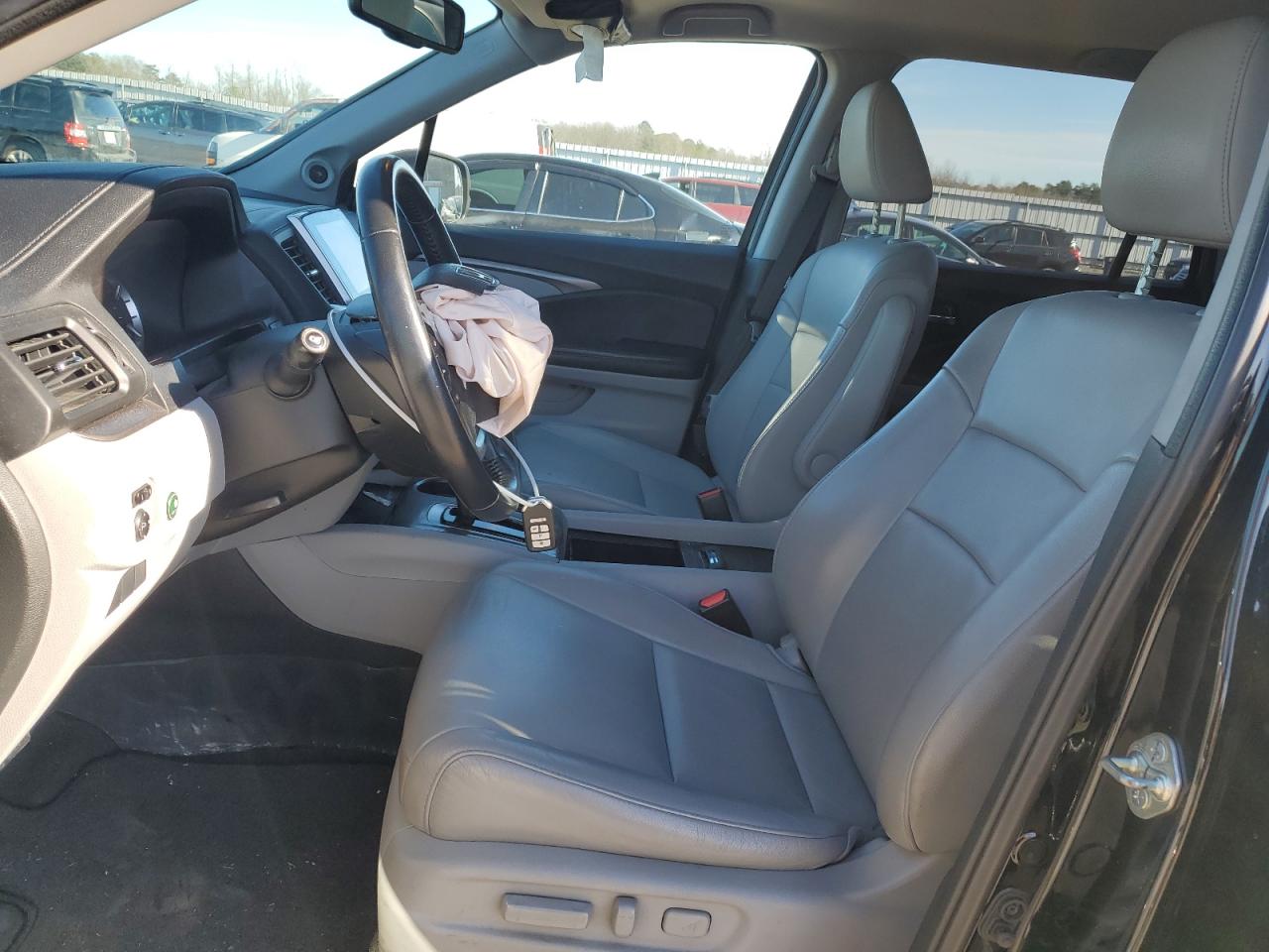 2016 Honda Pilot - Image 7