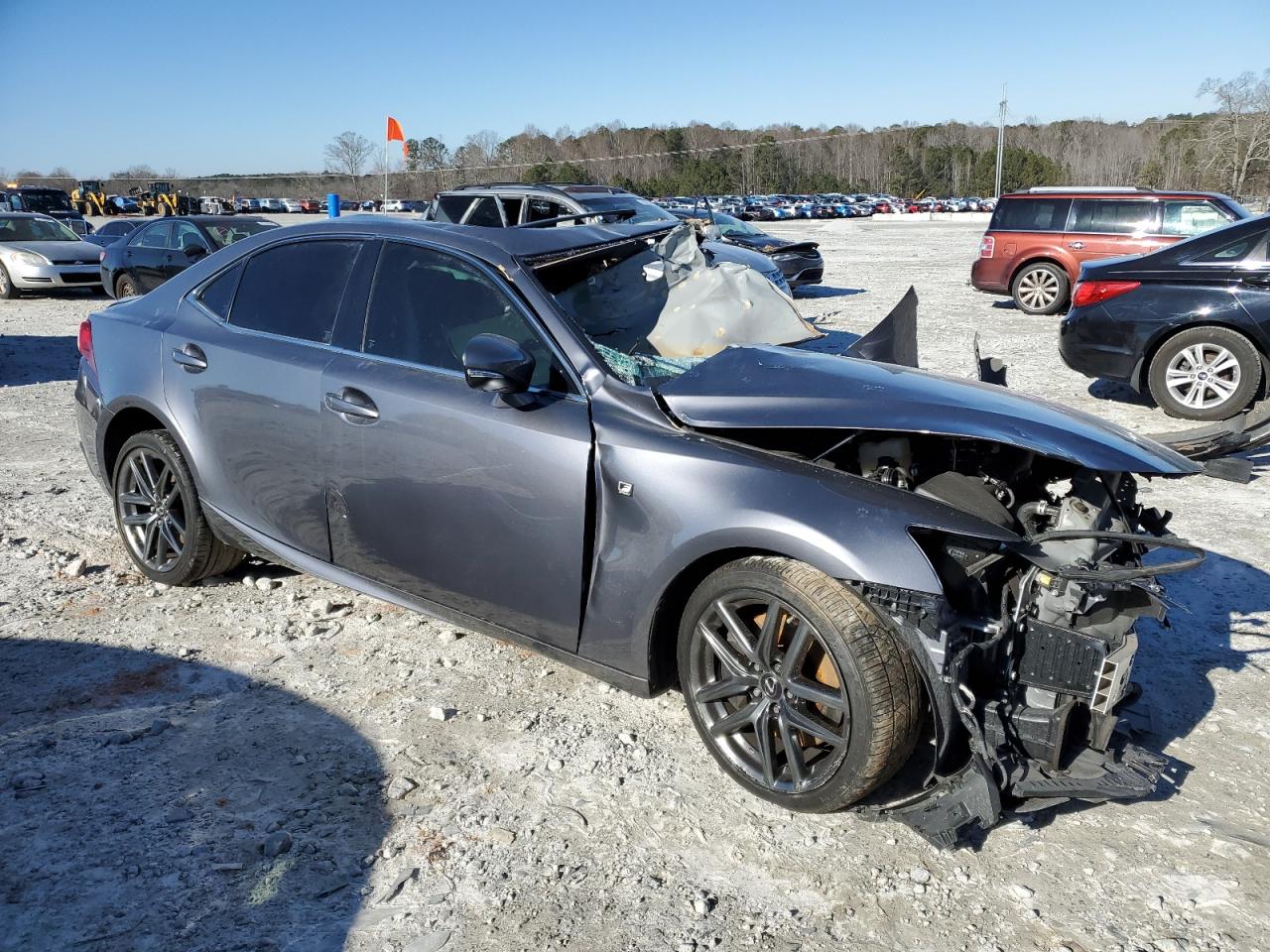 2016 Lexus IS - Image 4