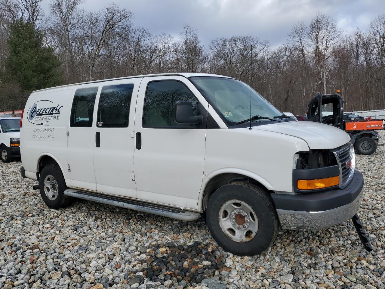 VIN 1GTW7AFF0G1183170 2016 GMC SAVANA no.4