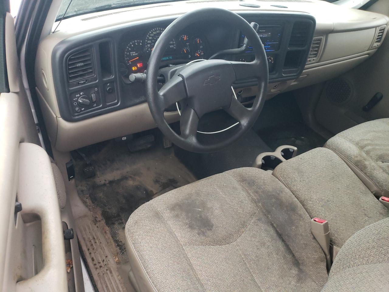 2007 Chevrolet Silverado - Image 8