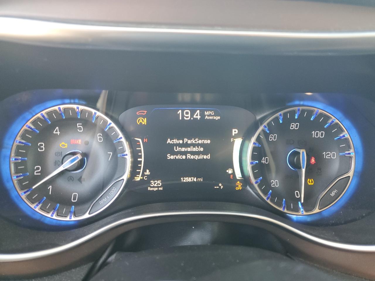 2019 Chrysler Pacifica - Image 9