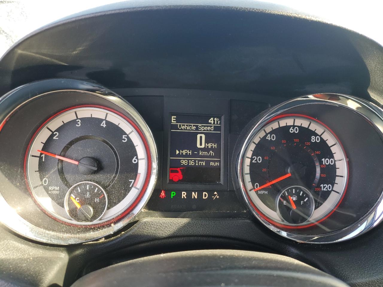 2019 Dodge Caravan - Image 9