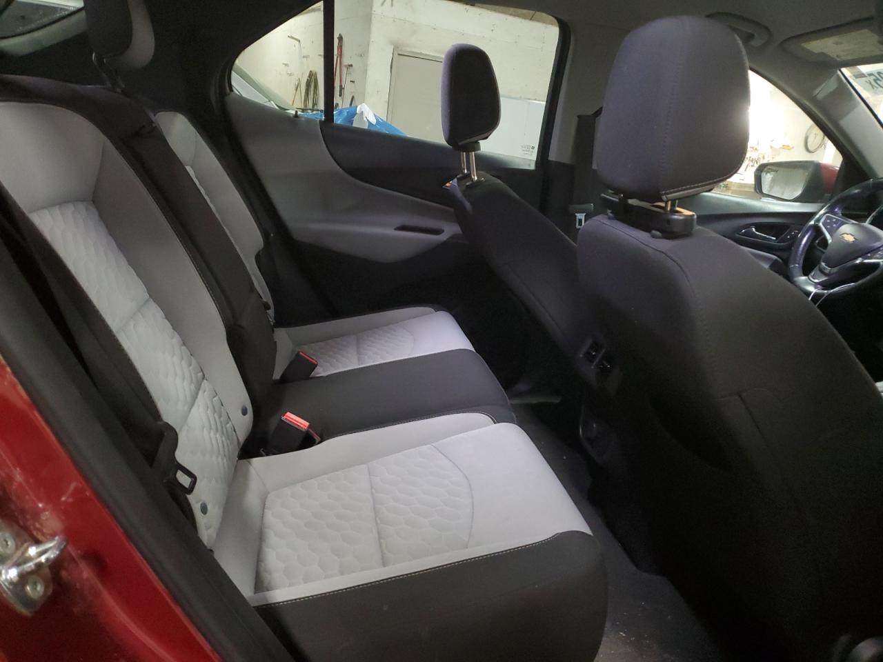 2018 Chevrolet Equinox - Image 11