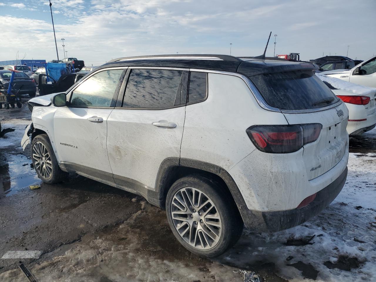 2022 Jeep Compass - Image 2