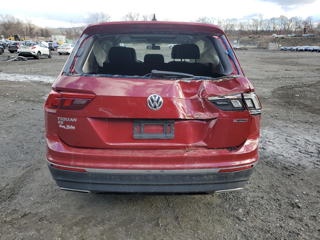 2020 Volkswagen Tiguan - Image 6