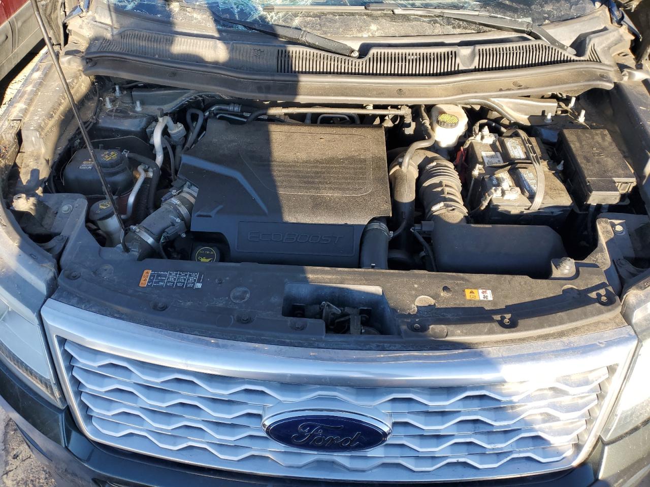 2016 Ford Explorer - Image 12
