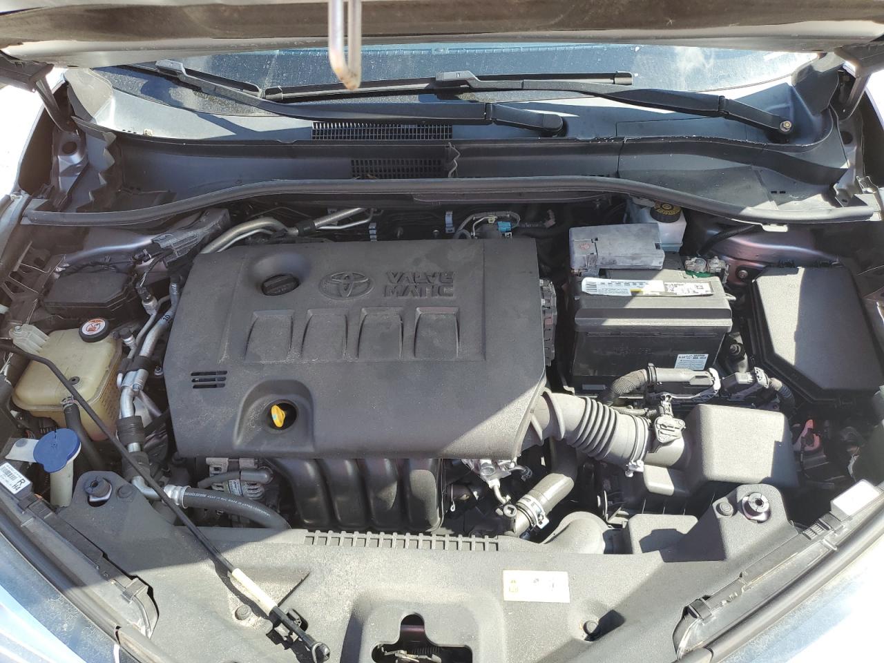 2018 Toyota C-HR - Image 11