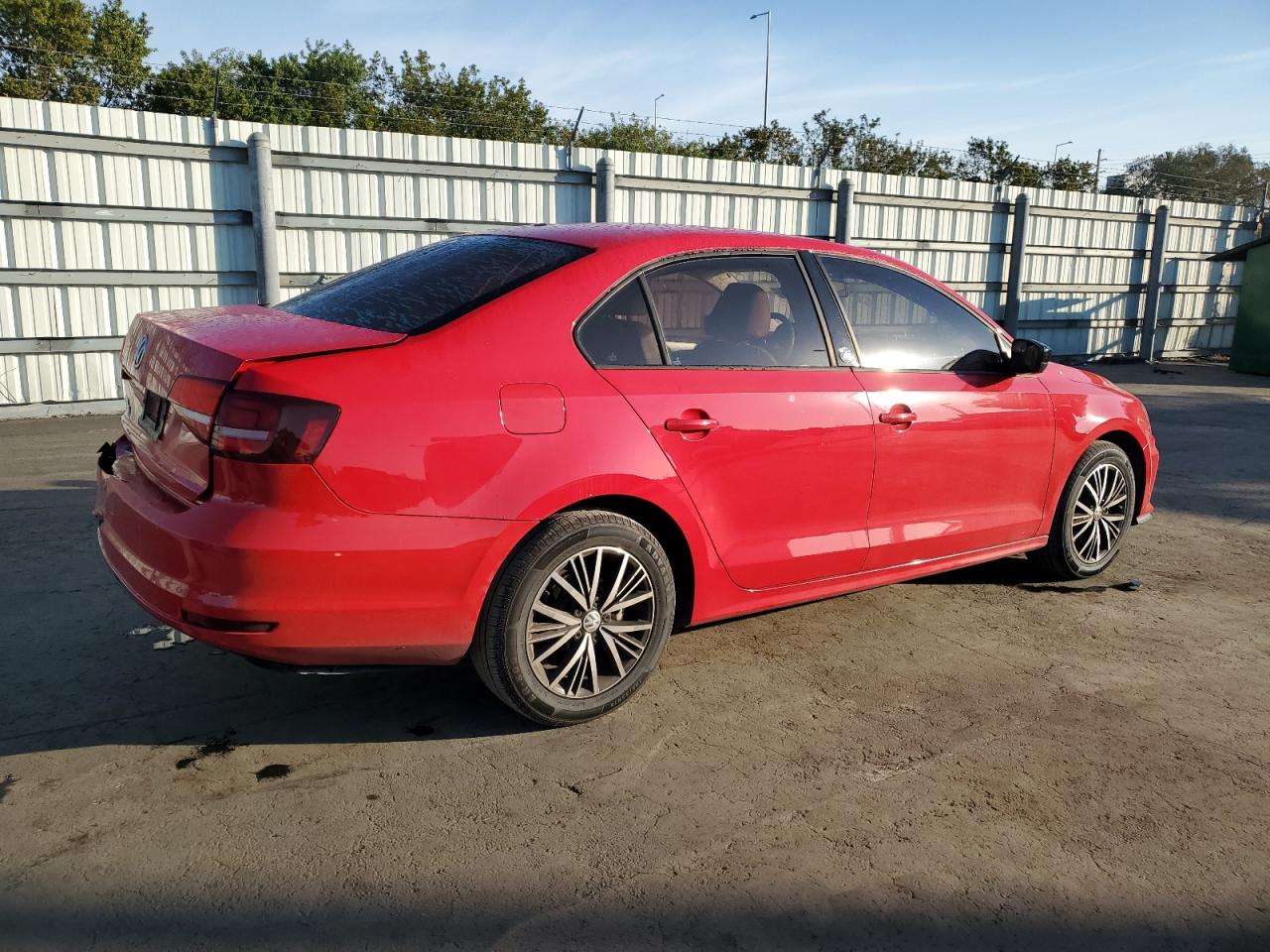 2018 Volkswagen Jetta - Image 3