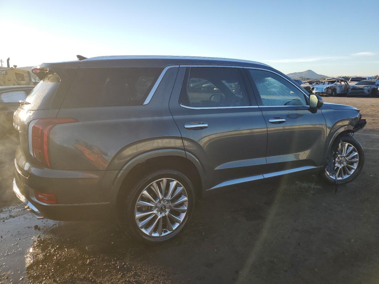 2020 Hyundai Palisade - Image 3