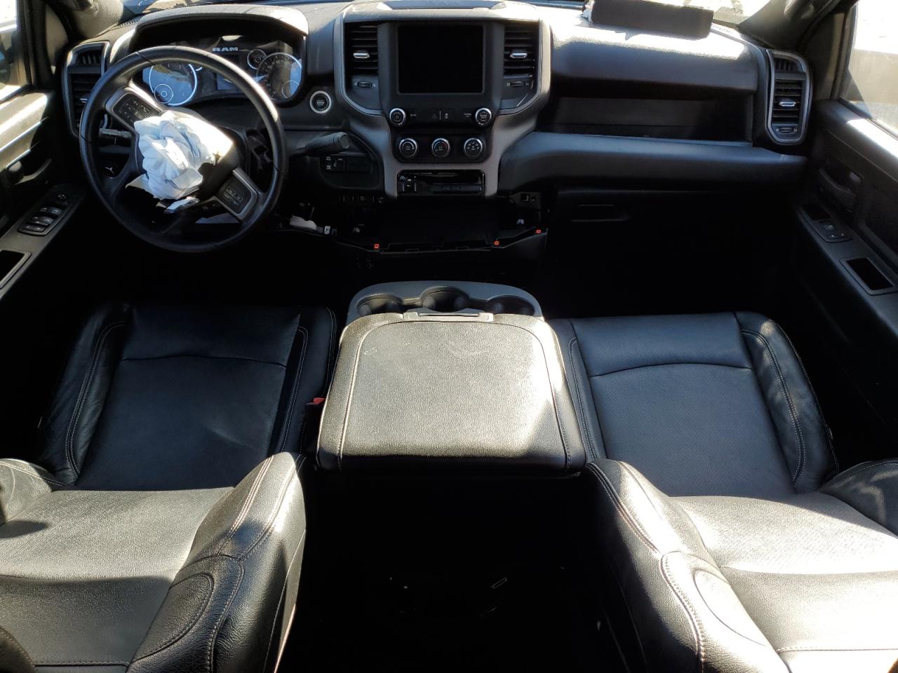 2021 RAM 2500 - Image 8