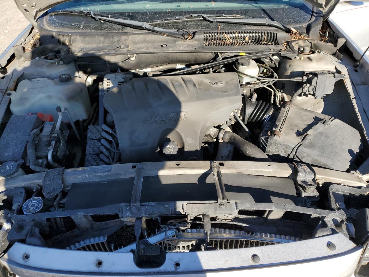 2003 Buick LeSabre - Image 13