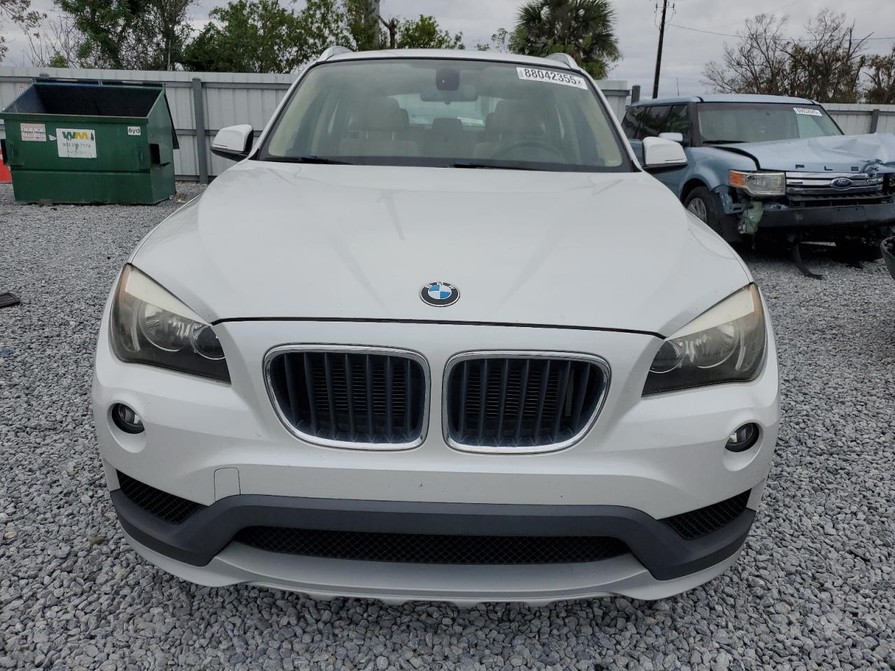 2015 BMW X1 - Image 5