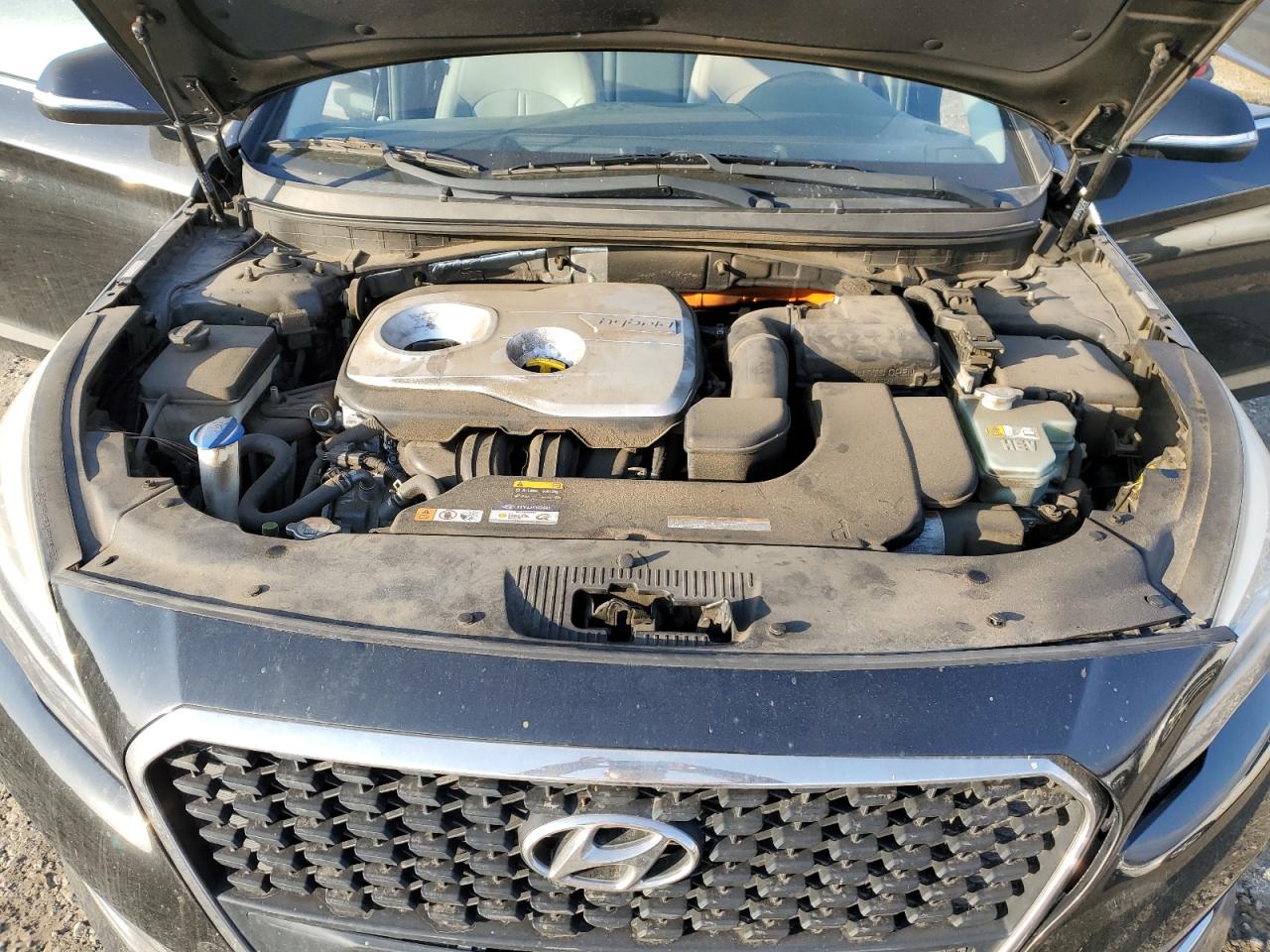 2016 Hyundai Sonata - Image 11