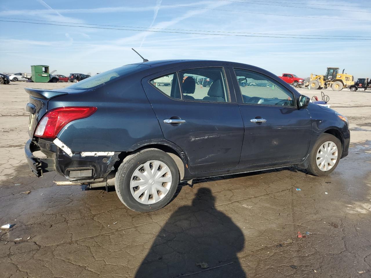 2017 Nissan Versa - Image 3