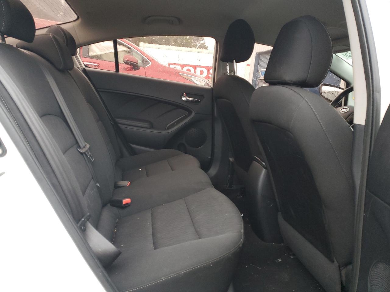 2016 Kia Forte - Image 11