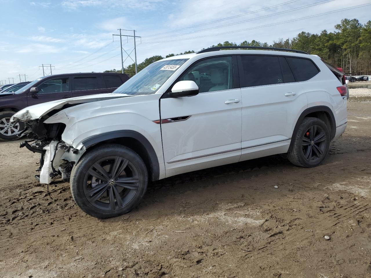2021 Volkswagen Atlas - Image 1