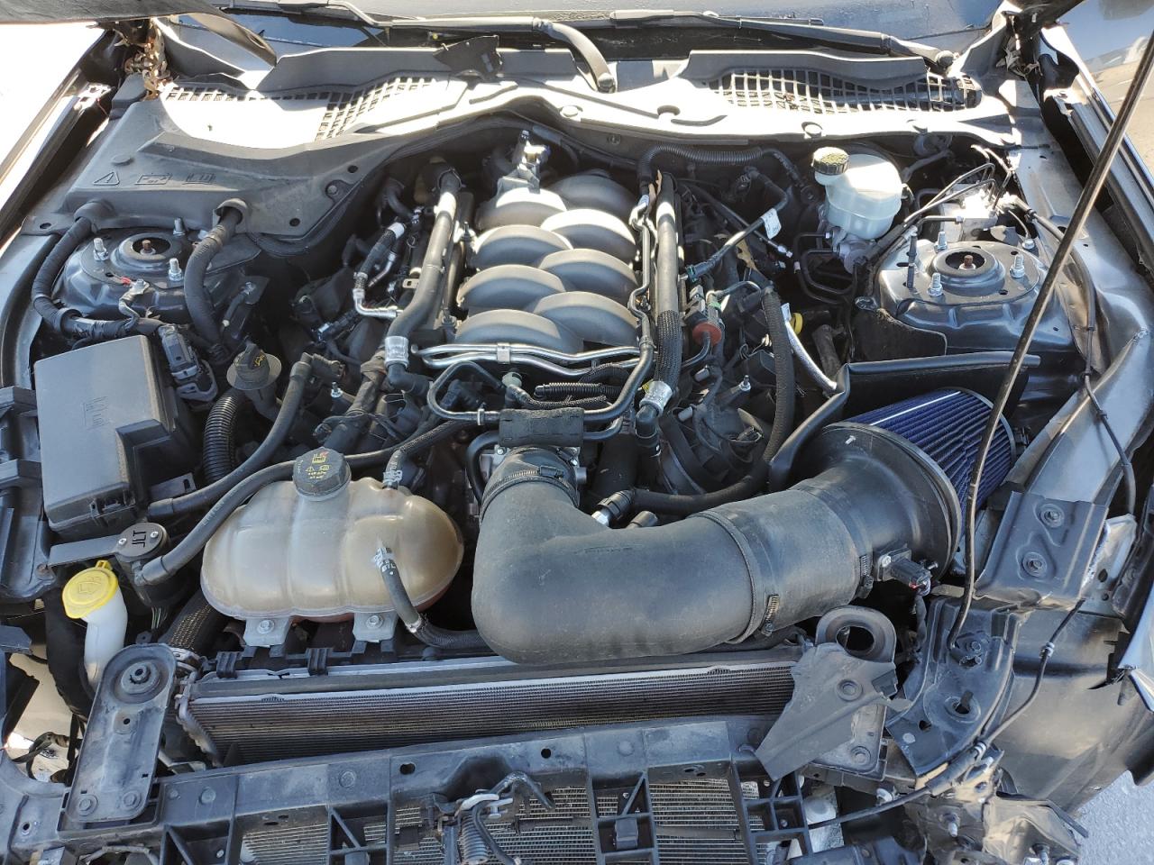2018 Ford Mustang - Image 11