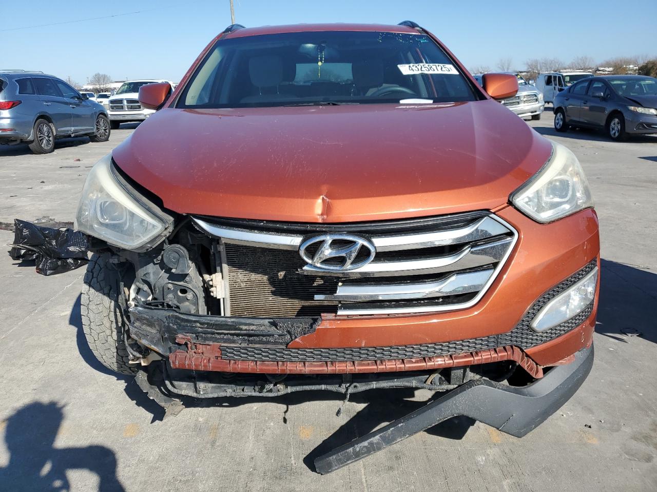 2016 Hyundai Santa Fe - Image 5
