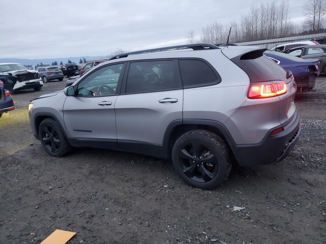 2021 Jeep Grand Cherokee - Image 2