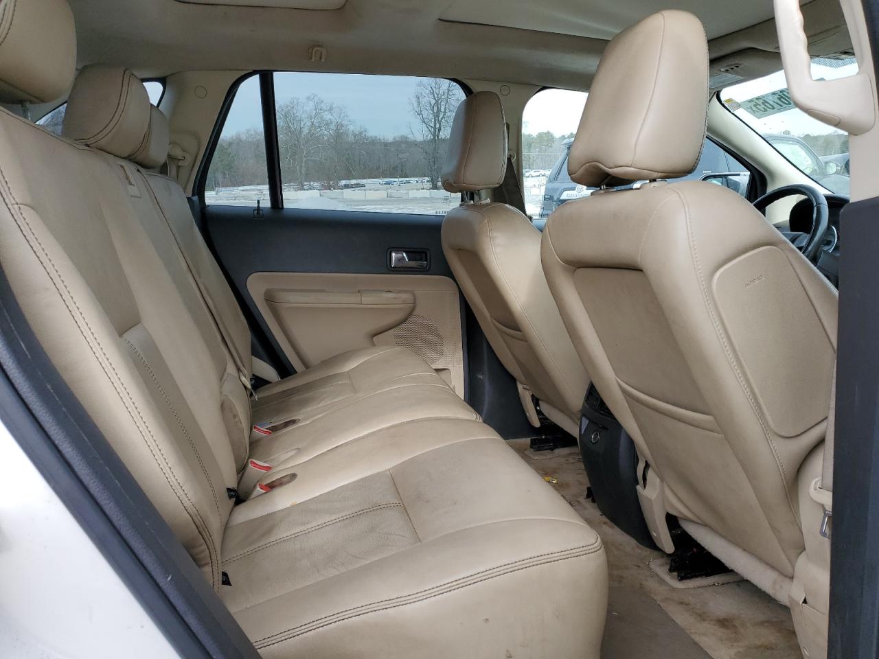 2010 Ford Edge - Image 11