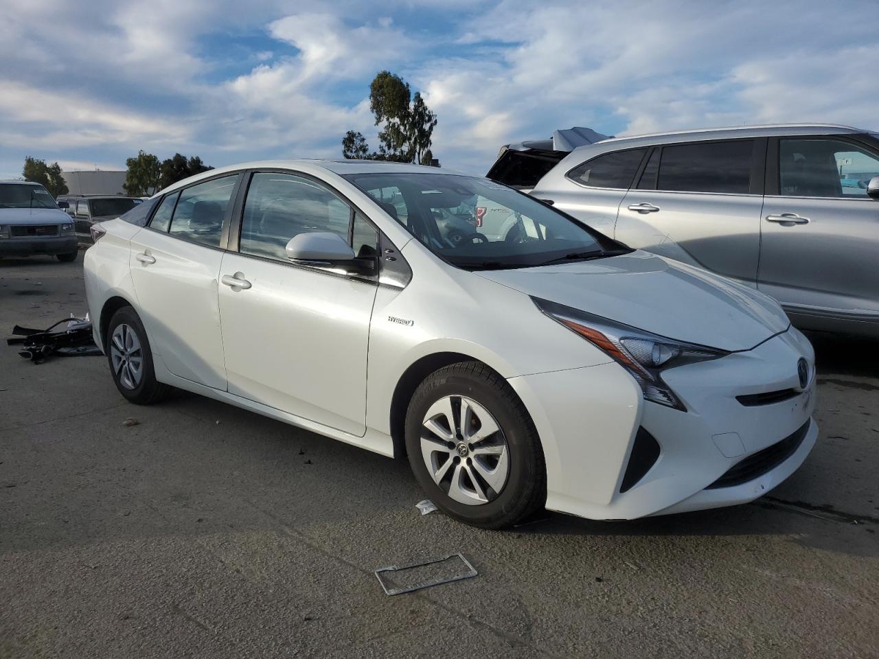 VIN JTDKARFU9G3010202 2016 TOYOTA PRIUS no.4