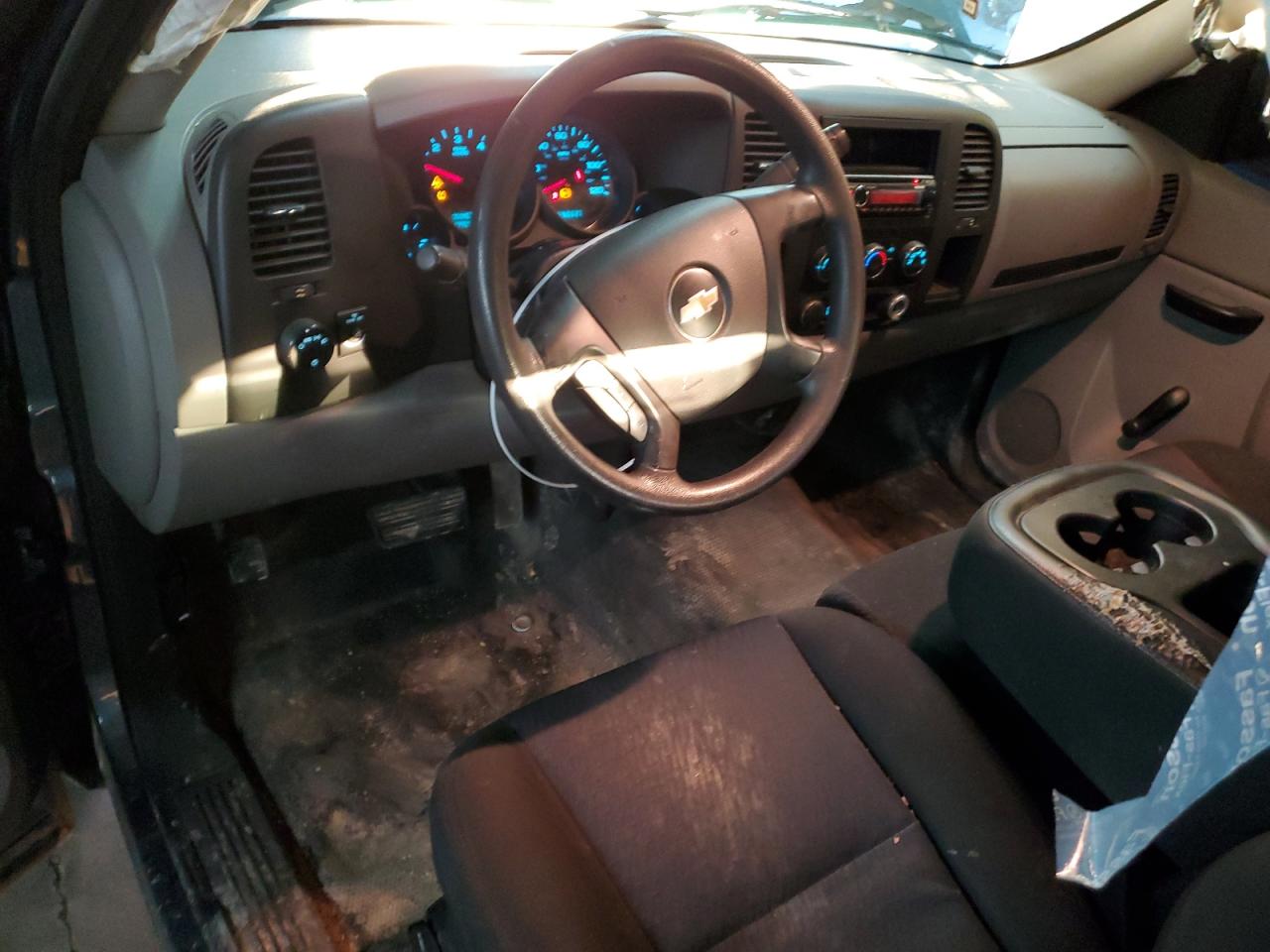 2011 Chevrolet Silverado - Image 8