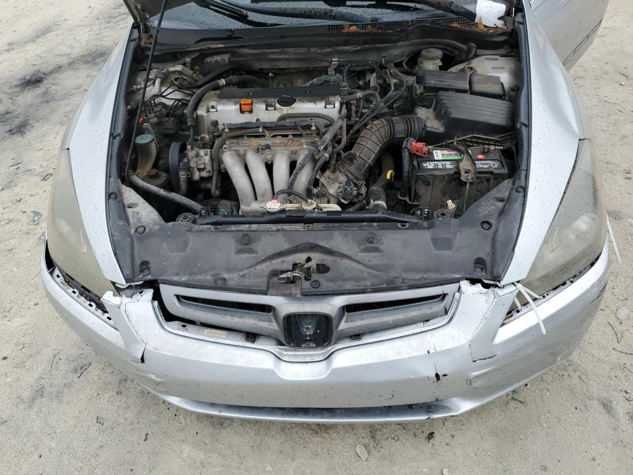 2003 Honda Accord - Image 11