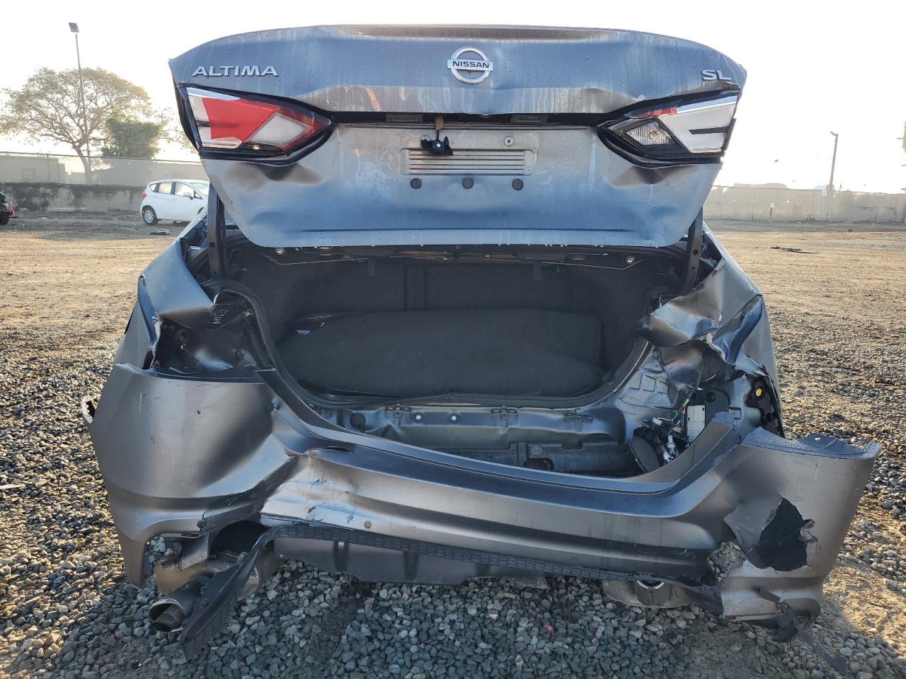 2019 Nissan Altima - Image 6