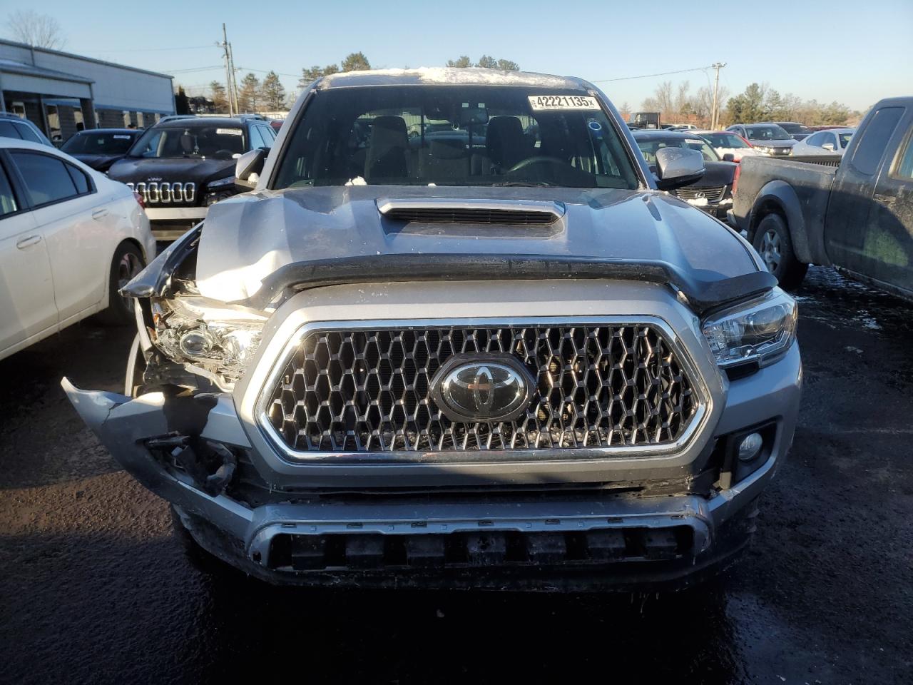 2019 Toyota Tacoma - Image 5
