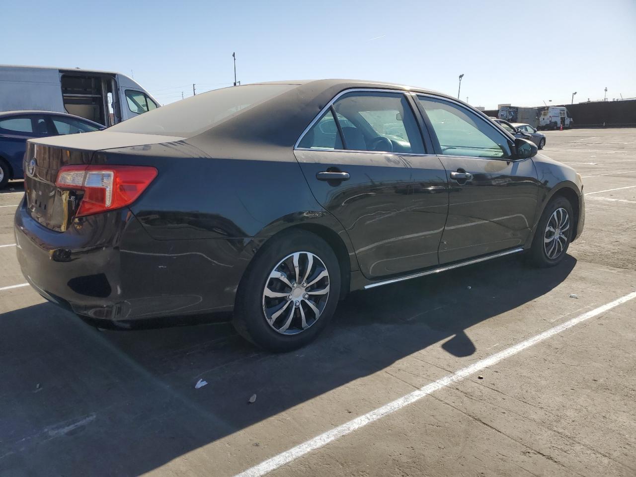 2012 Toyota Camry - Image 3
