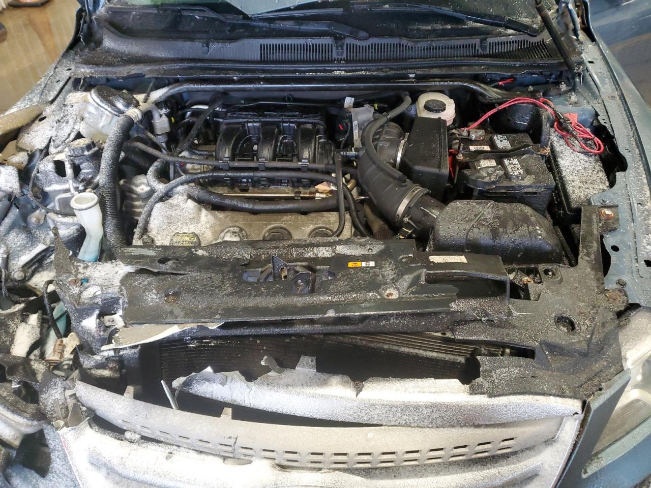 2010 Ford Taurus - Image 11