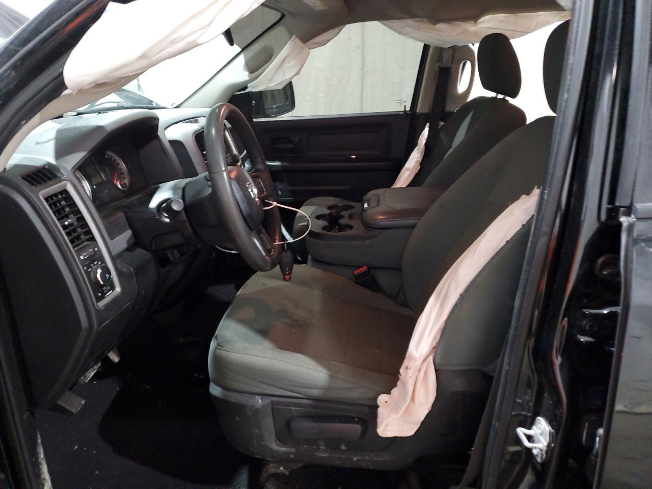 2018 RAM 1500 - Image 7