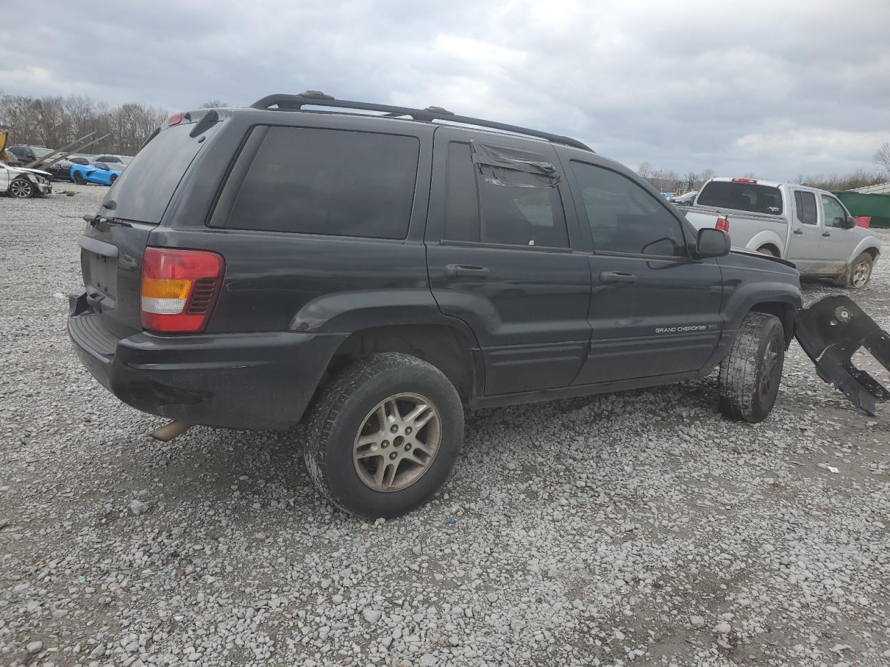 2004 Jeep Grand Cherokee - Image 3
