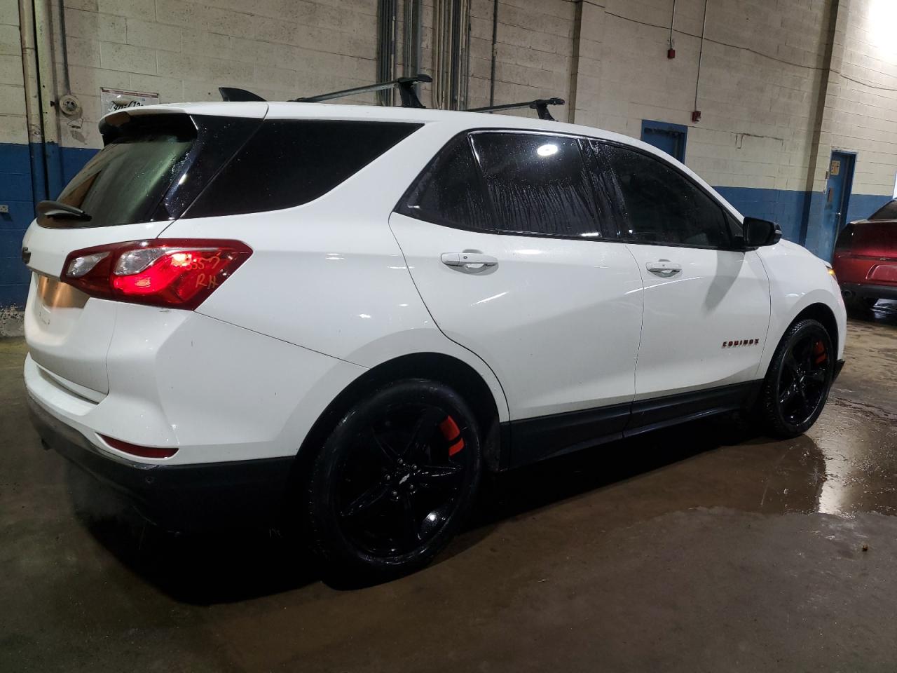 2019 Chevrolet Equinox - Image 3